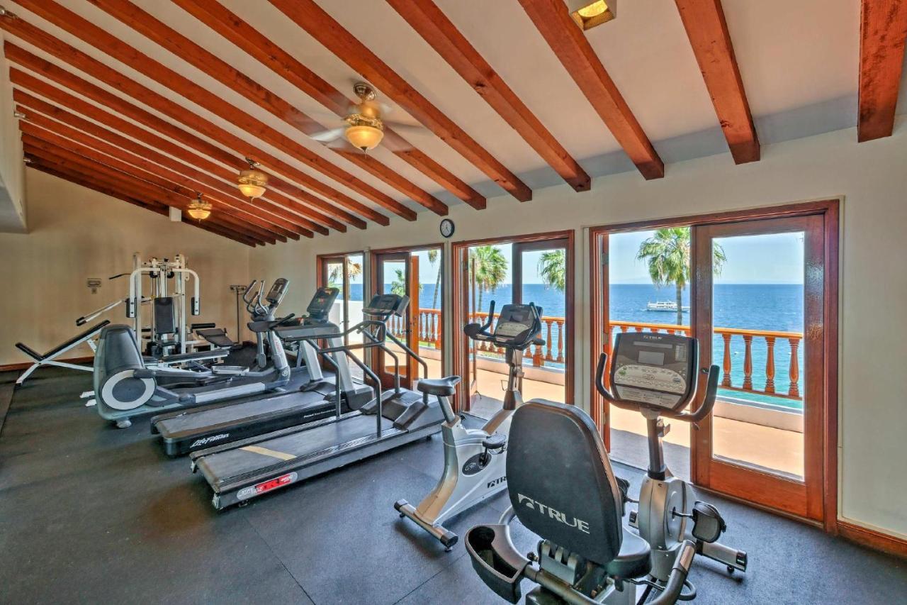 Gorgeous Oceanfront Villa With Panoramic Views أفالون المظهر الخارجي الصورة