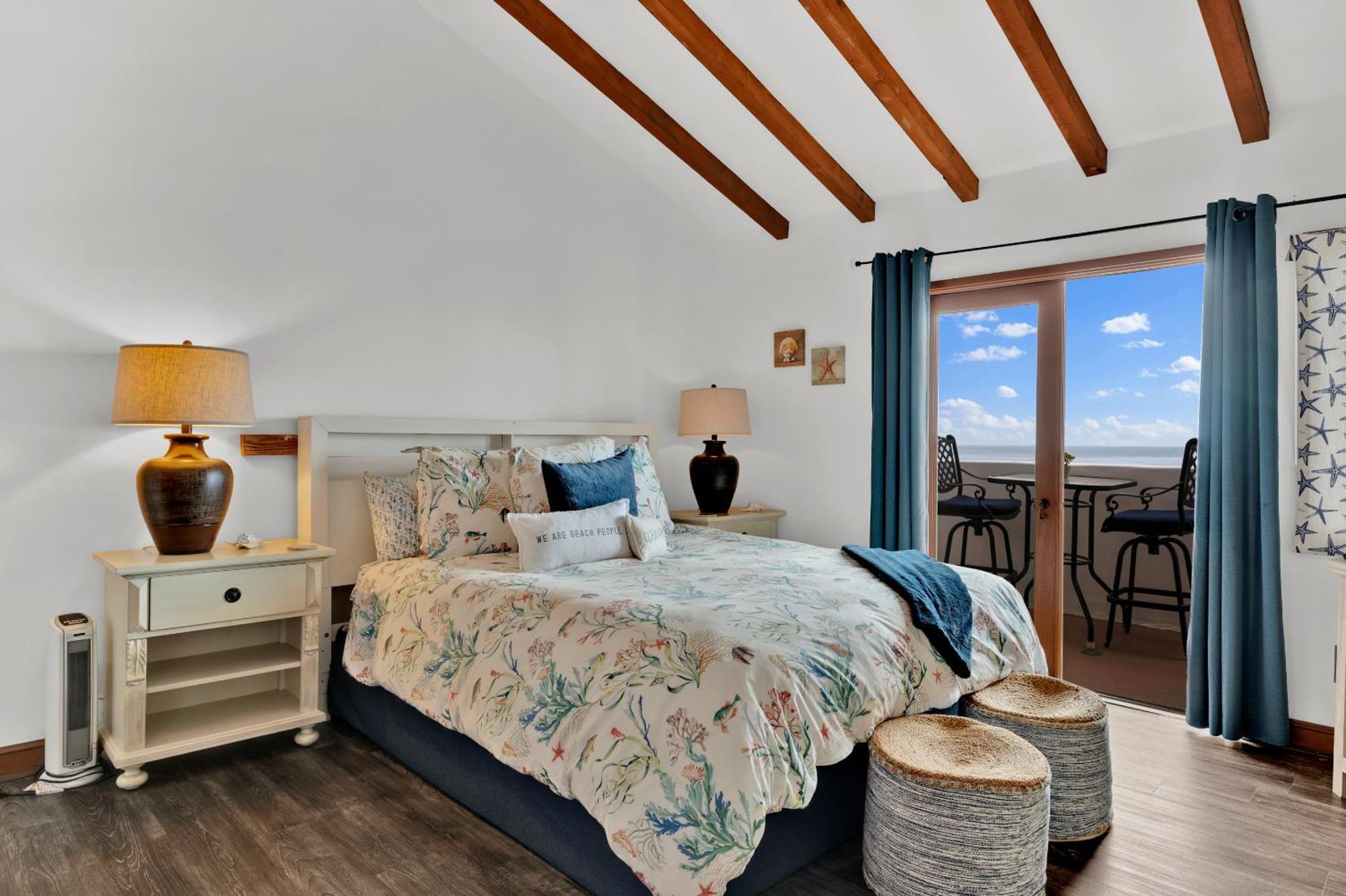 Gorgeous Oceanfront Villa With Panoramic Views أفالون المظهر الخارجي الصورة